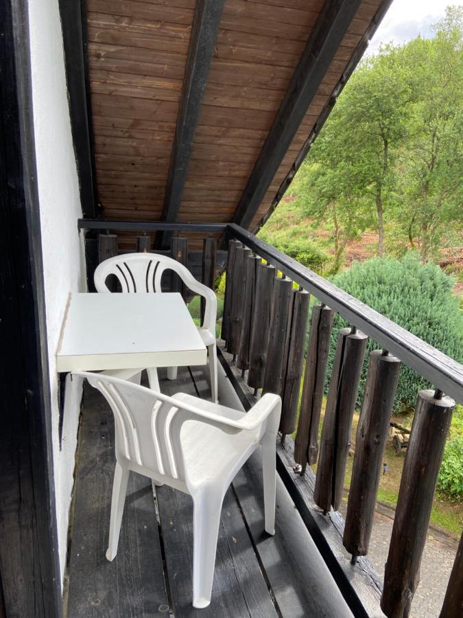 Hotel Haus Petra à Stadtkyll Extérieur photo